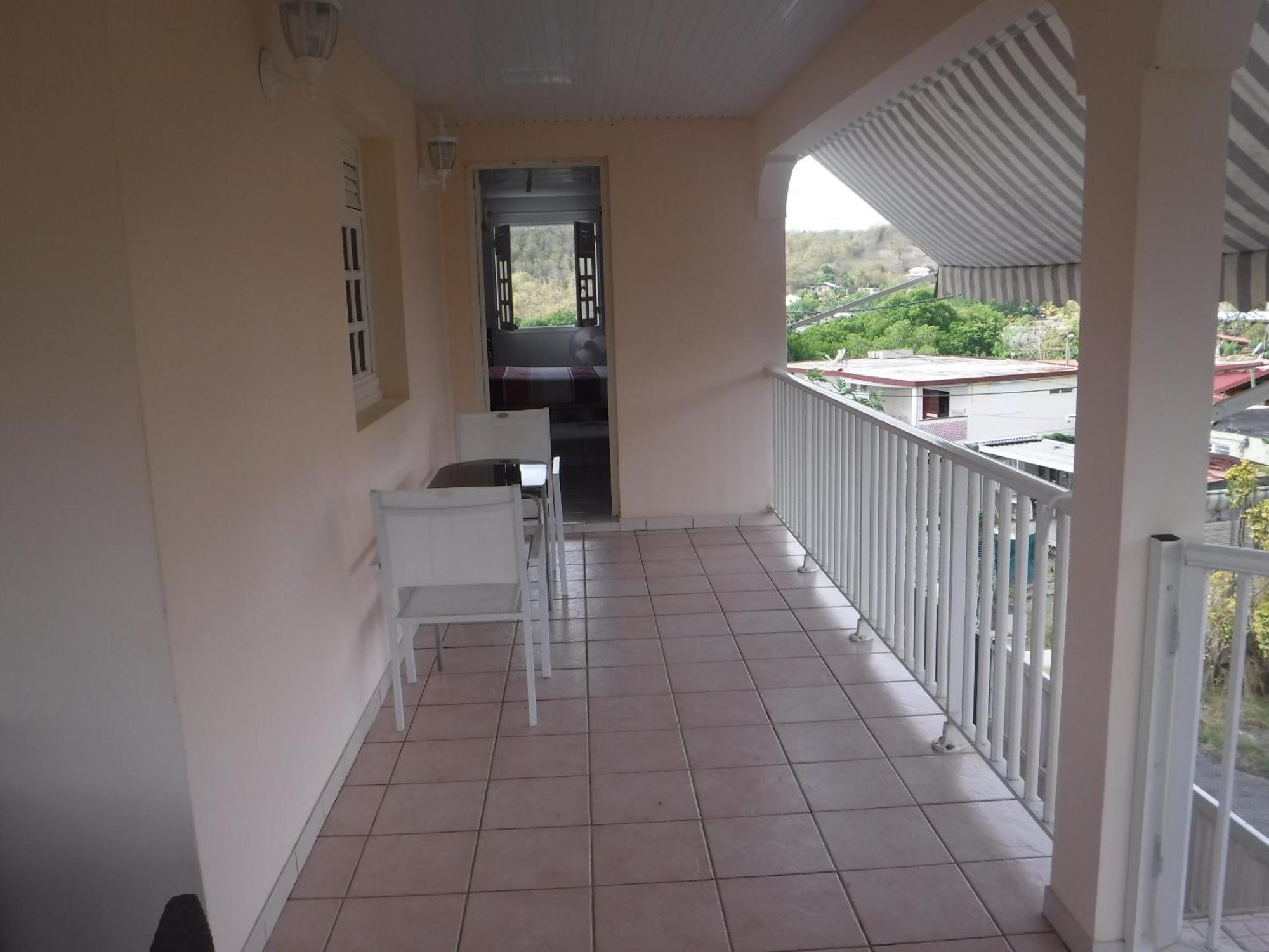 Manikou Bed & Breakfast เลอโวแกล็ง ภายนอก รูปภาพ